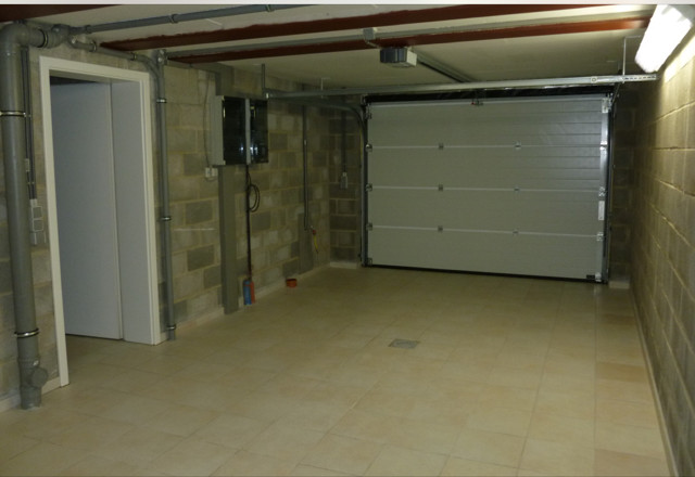 garage 1