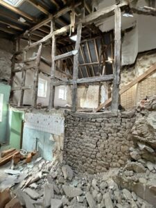 BE612A2F-96A3-40C4-9779-A2BCFD696032_1_105_c