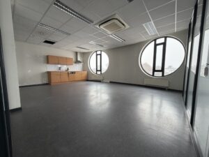 874352B9-06C7-4F96-99F6-B2137560CE11_1_105_c