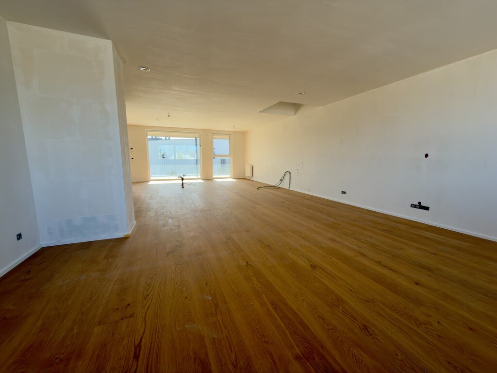 5976C5AE-32CE-48C8-AB93-C9D88594CF97_1_105_c